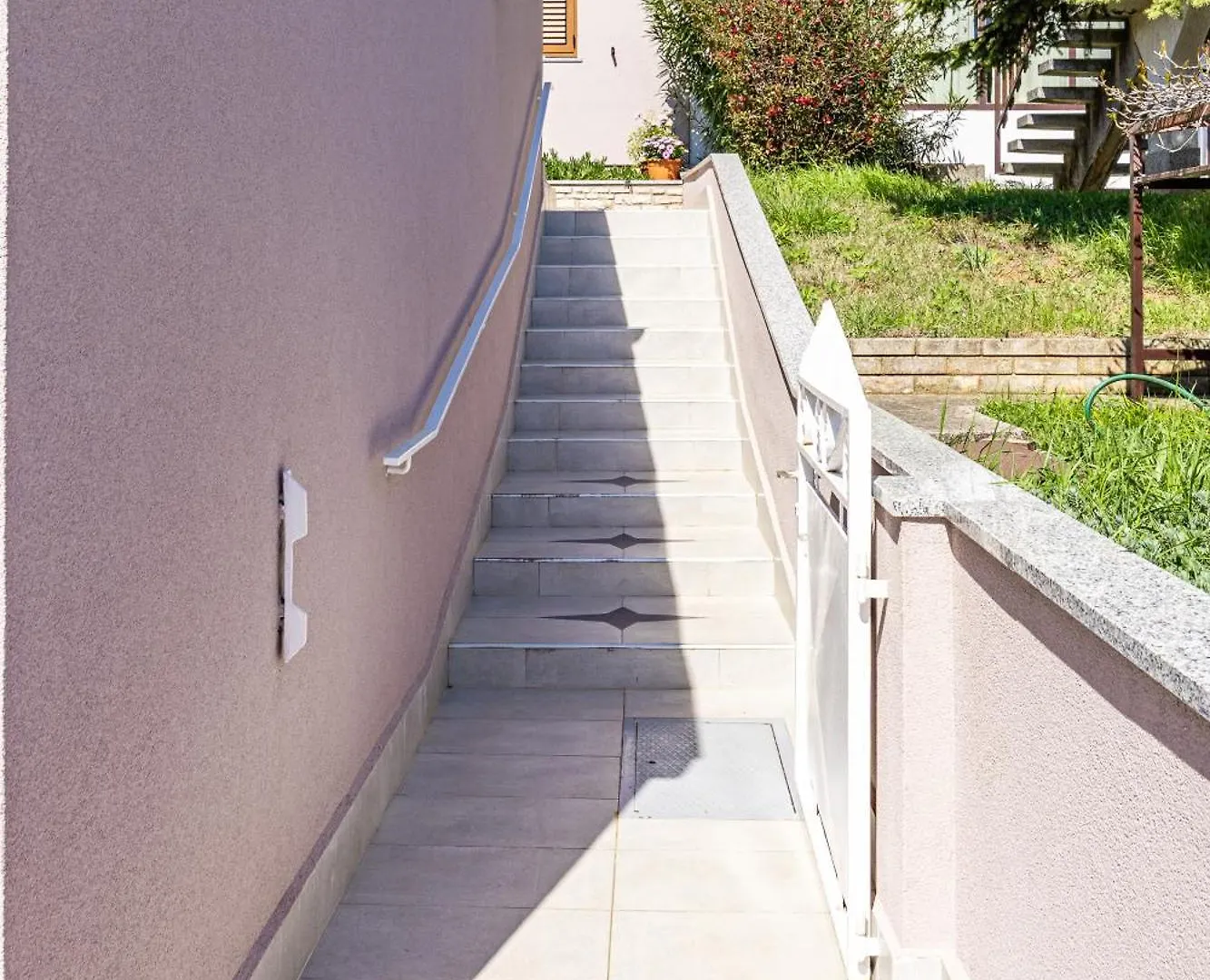 Apartments Karlo 604 Pula 0*,
